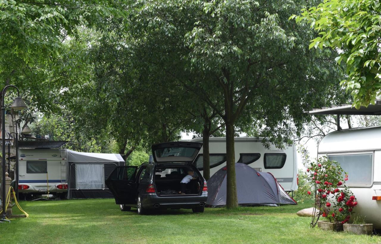 Camping Alpino - Nature Village Malcesine Eksteriør billede