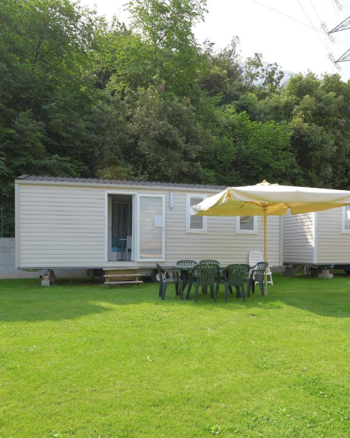 Camping Alpino - Nature Village Malcesine Eksteriør billede